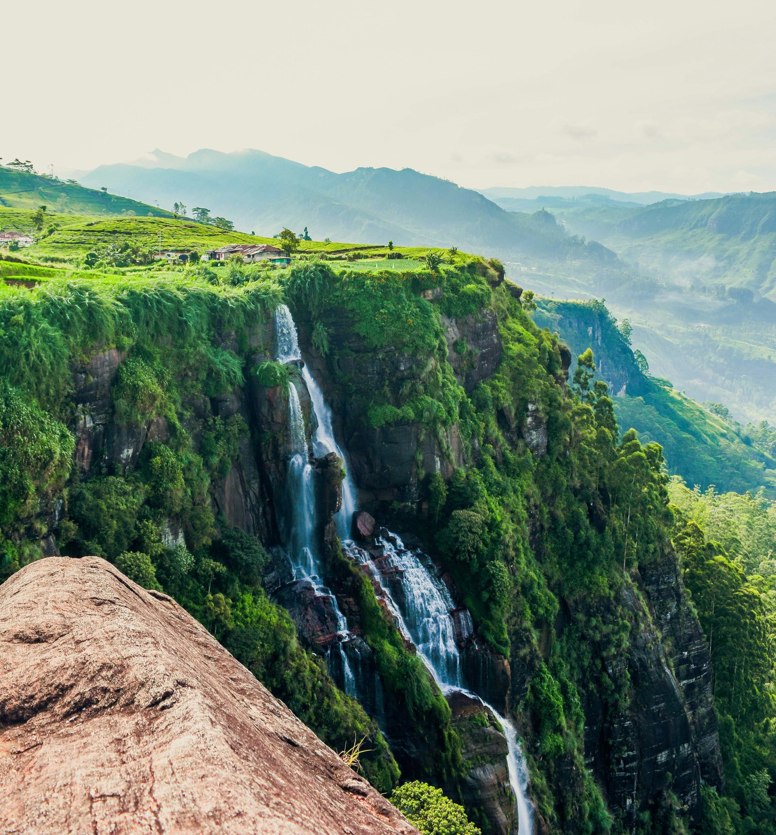 Sri Lanka Cultural & Beach Tour Package